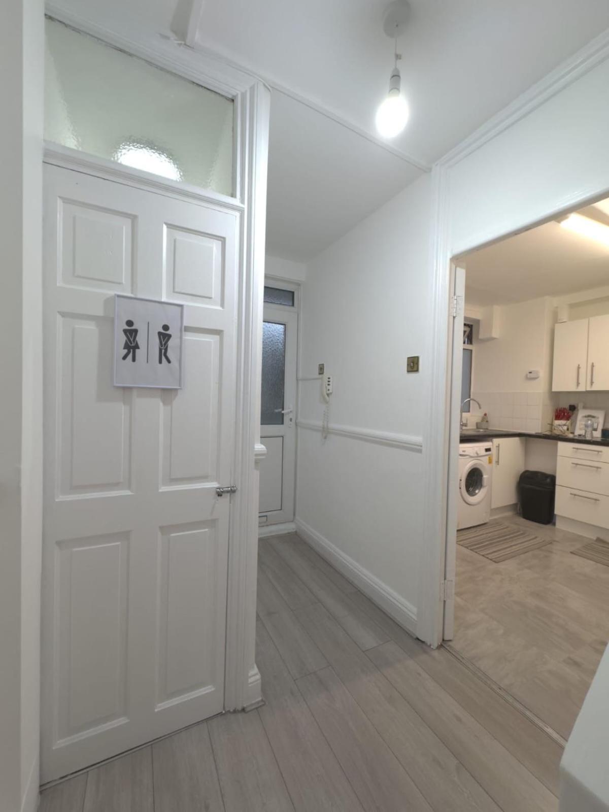 דירות לונדון Buxton Court מראה חיצוני תמונה